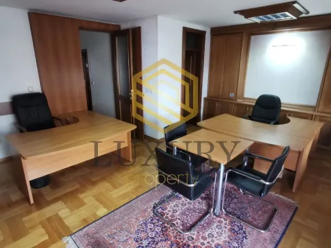 Rent, office space, 150m², Ljubović, Podgorica - image 12