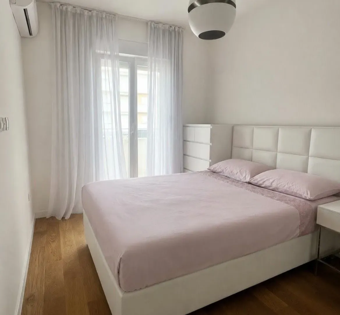 Prodaja, jednosoban stan, 47m², Central Point, Podgorica