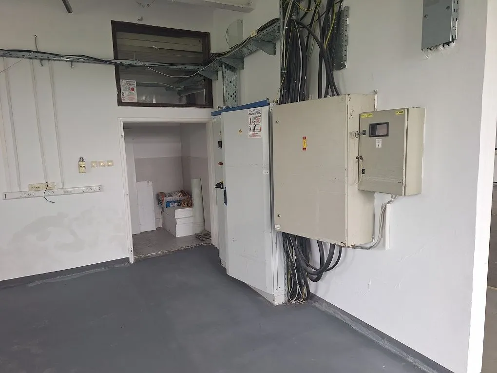 Rent, office space, 700m², Zemun Sve Podlokacije, Beograd