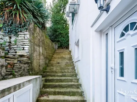 Prodaja, kuća, 333m², Kostanjica, Kotor - image 16