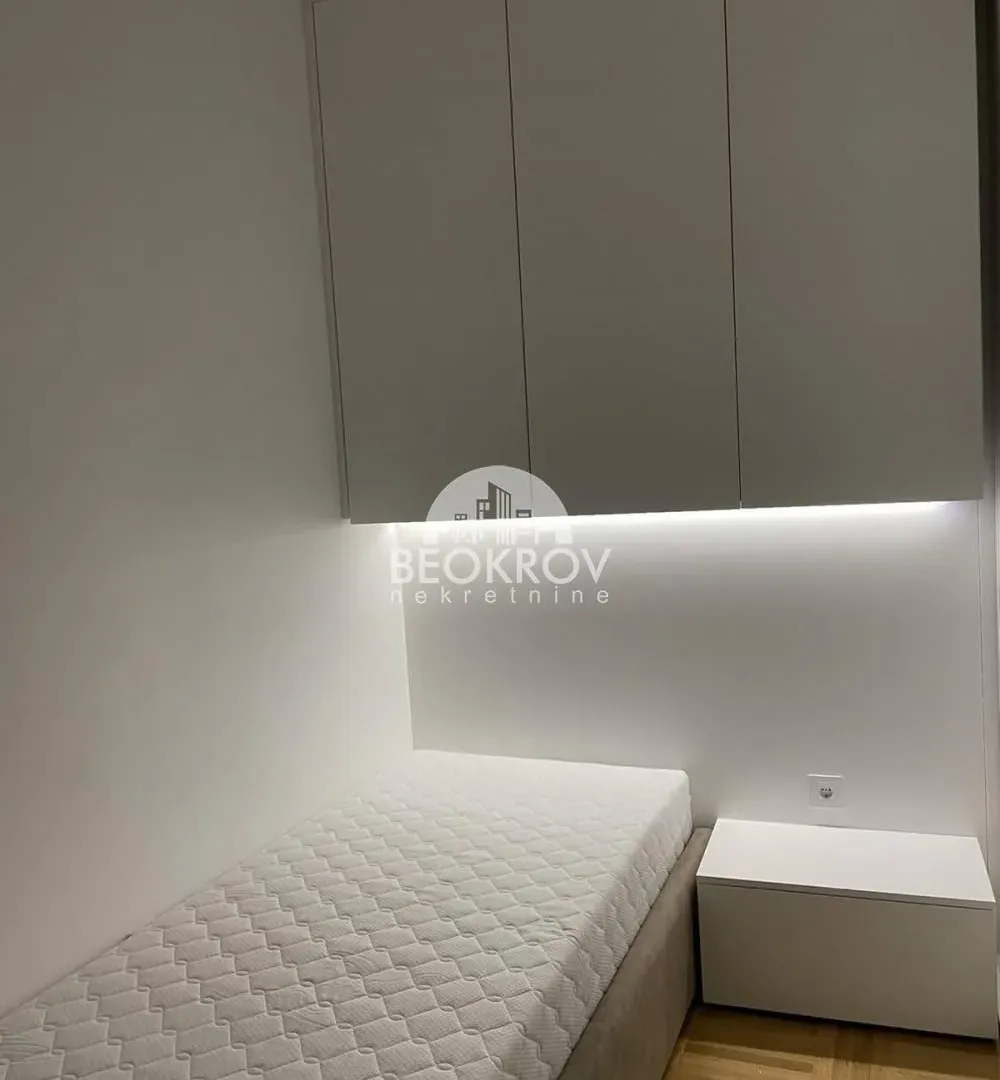 Sale, two bedroom apartment, 47m², Bajlonijeva Pijaca, Beograd