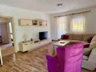 Rent, house, 100m², Pričelje, Podgorica - image 12