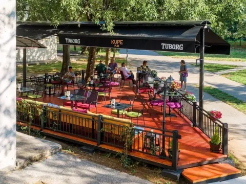 Izdavanje, poslovni prostor, 40m², Blok 5, Podgorica - image 4