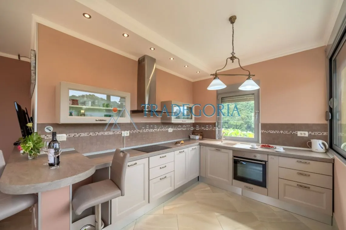 Prodaja, kuća, 247m², Buljarica, Budva