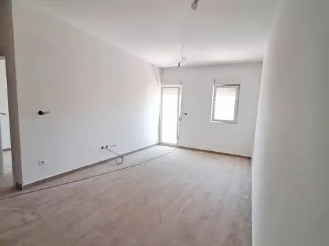 Sale, one bedroom apartment, 37m², Zabjelo, Podgorica - image 6