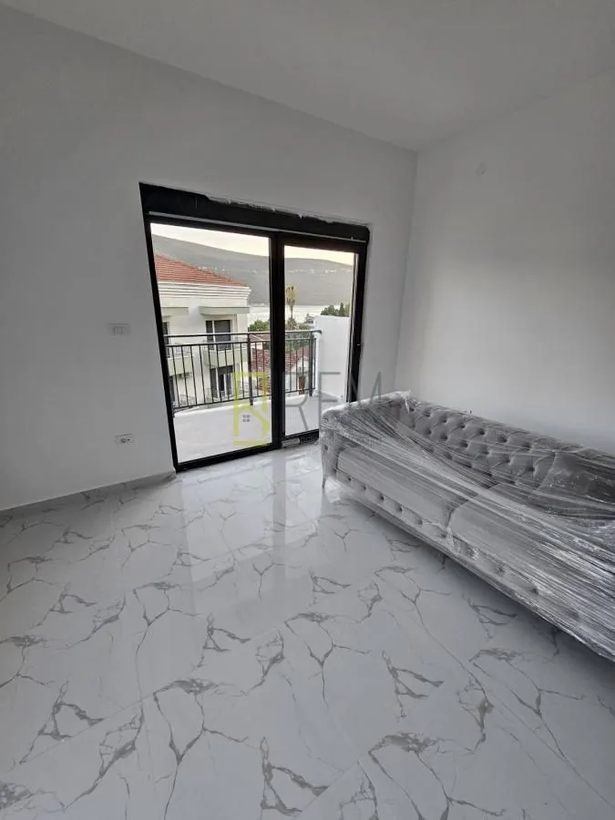 Prodaja, jednosoban stan, 49m², Đenovići, Herceg Novi