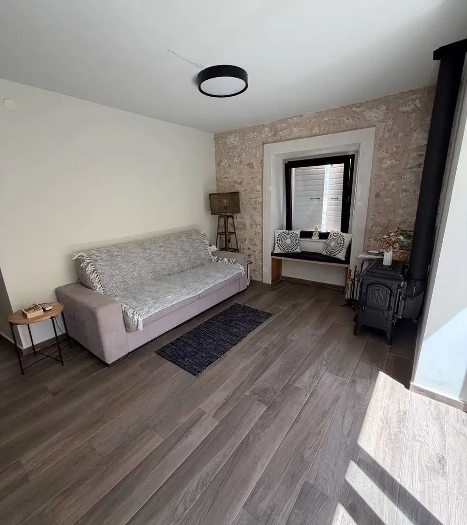 Prodaja, kuća, 70m², Centar, Budva