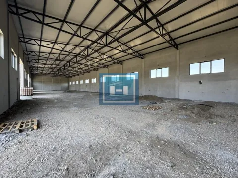 Izdavanje, poslovni prostor, 110m², Mijatovac, Ćuprija - image 4