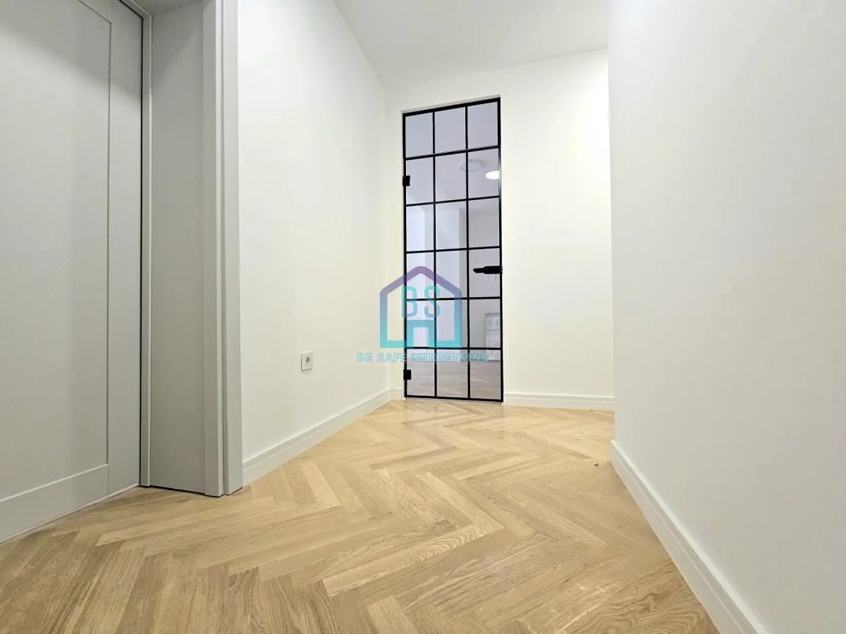 Prodaja, trosoban stan, 75m², Stari grad, Novi Sad