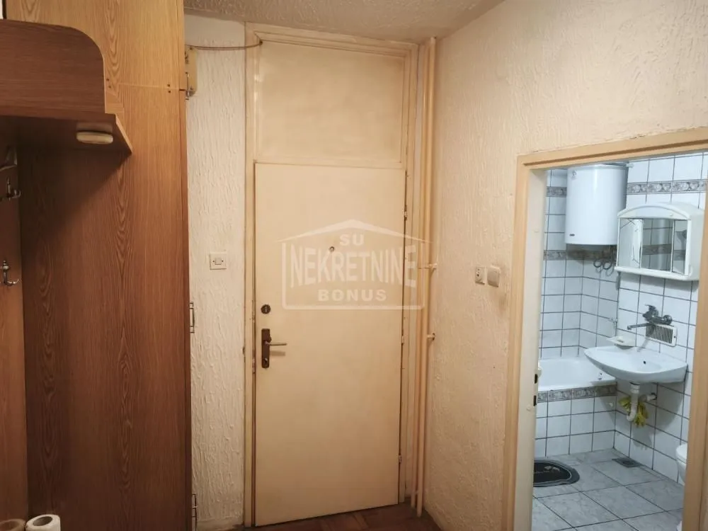 Prodaja, dvosoban stan, 62m², Radijalac, Subotica