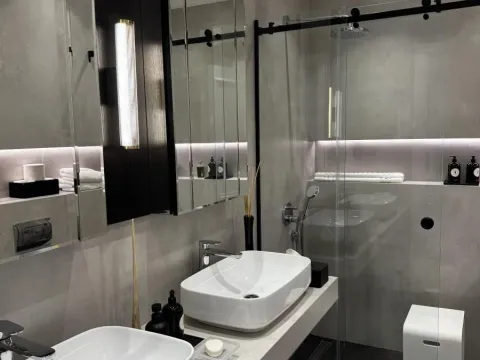 Sale, four bedroom apartment, 260m², Neimar, Vračar Sve Podlokacije - image 20