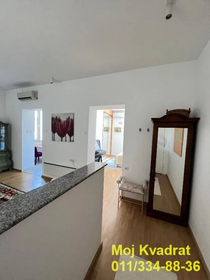Izdavanje, dvosoban stan, 45m², Stari Grad, Beograd