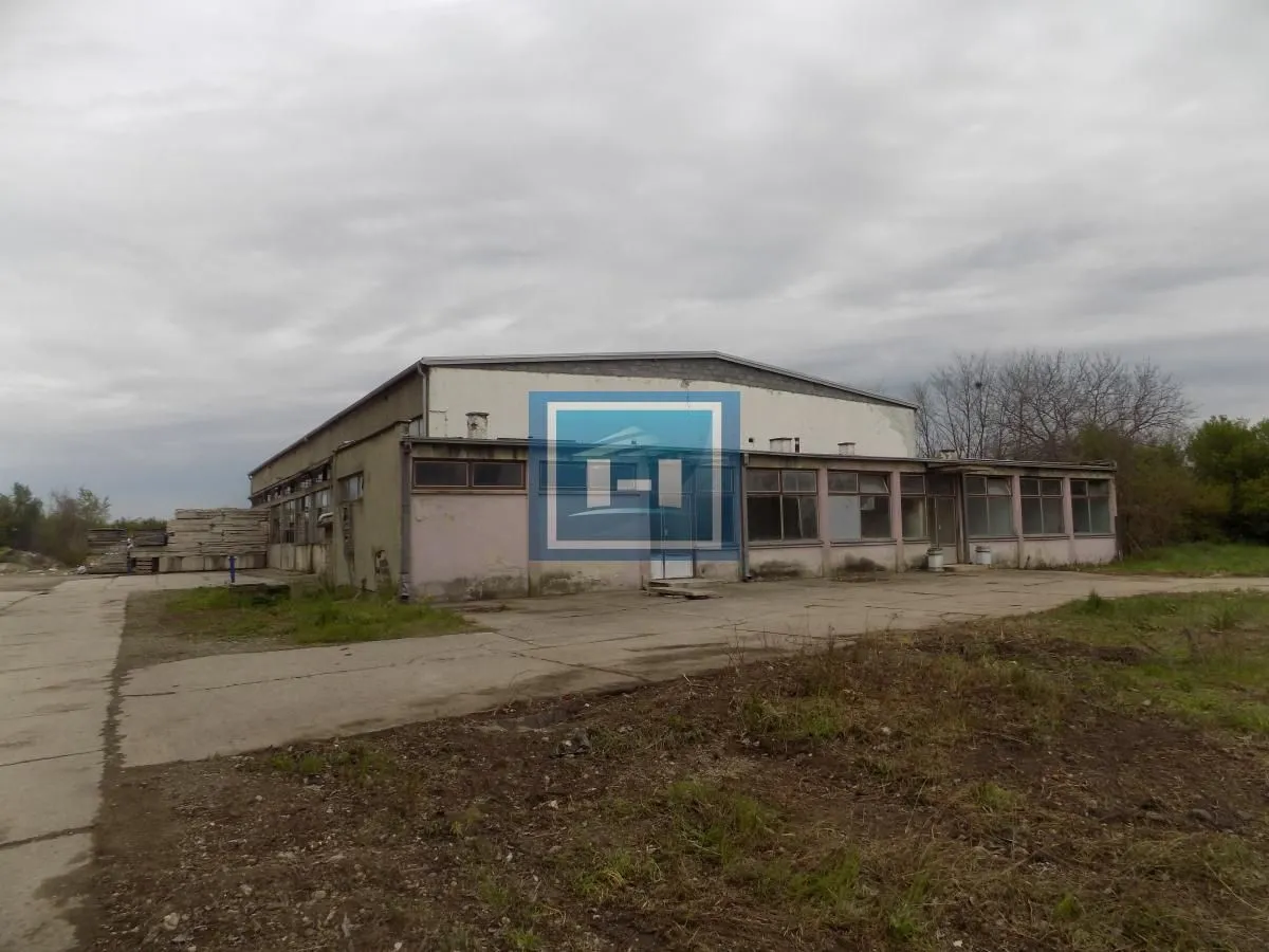Sale, office space, 1180m², Žabare, Paraćin