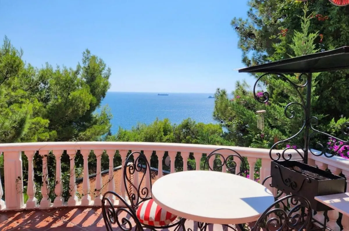 Sale, house, 196m², Bar, Crna Gora