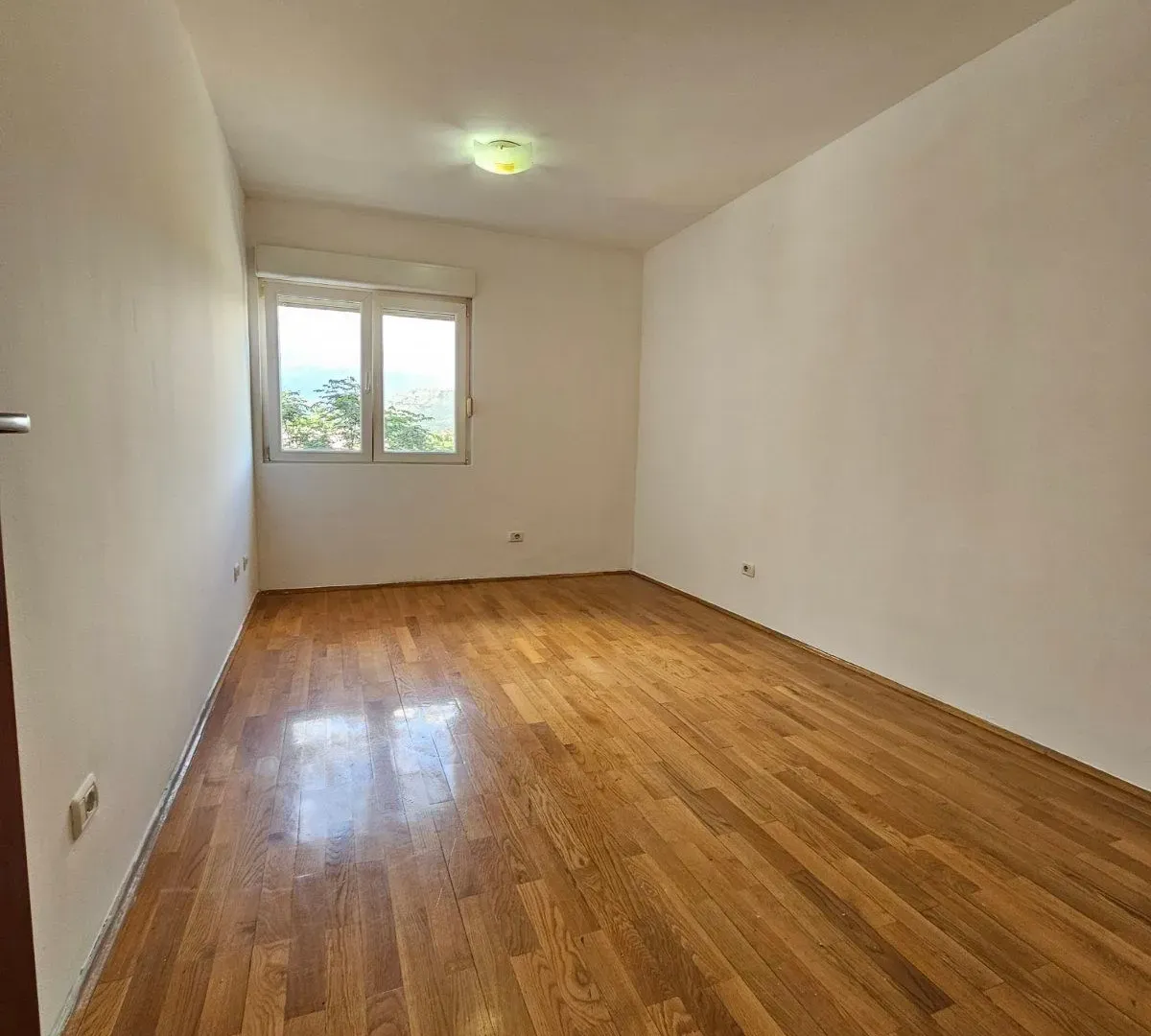 Prodaja, jednosoban stan, 45m², Stari Aerodrom, Podgorica