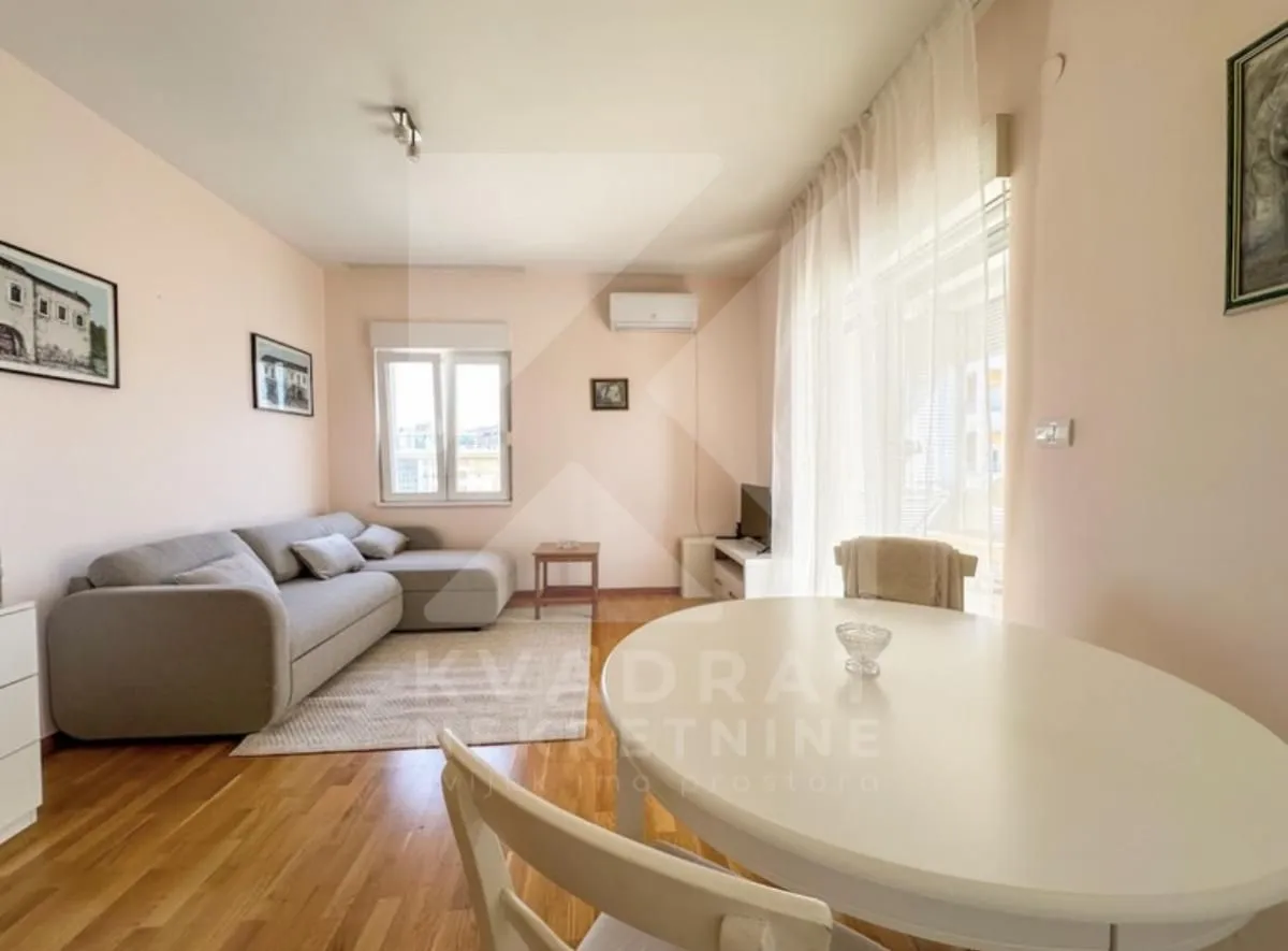 Rent, one bedroom apartment, 50m², City Kvart, Podgorica