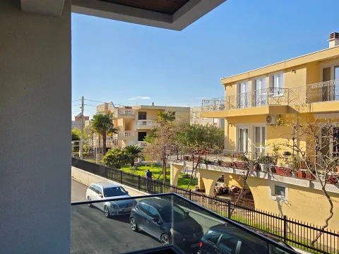 Rent, one bedroom apartment, 42m², Čeluga, Bar - image 13