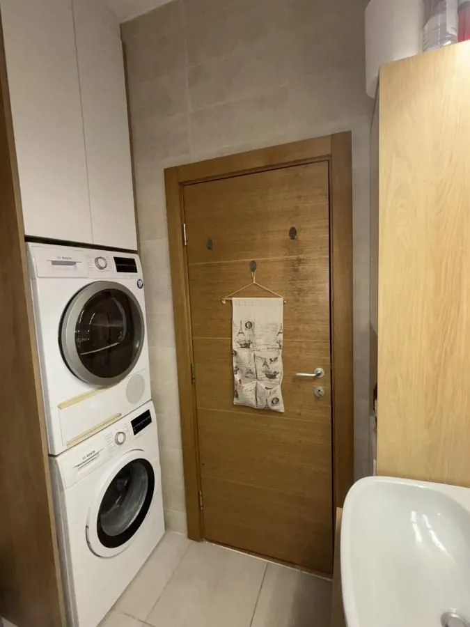 Prodaja, četvorosoban stan, 111m², Sajmište, Novi Sad
