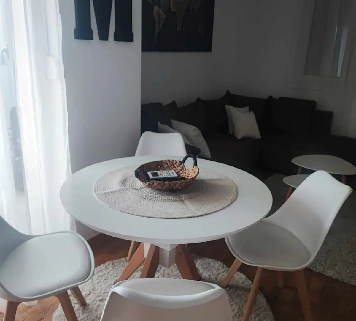 Izdavanje, jednosoban stan, 55m², Zagorič, Podgorica