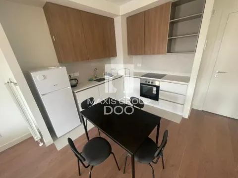 Izdavanje, poslovni prostor, 60m², Savski Venac, Beograd - image 20