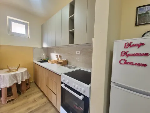 Izdavanje, jednosoban stan, 45m², Budva, Crna Gora - image 7