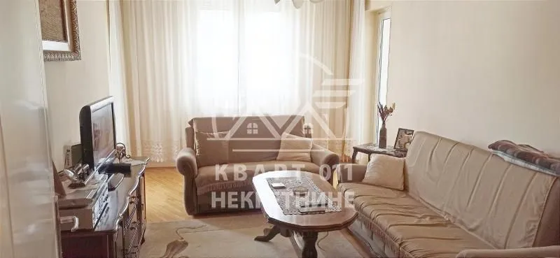 Prodaja, dvosoban stan, 62m², Cerak, Beograd