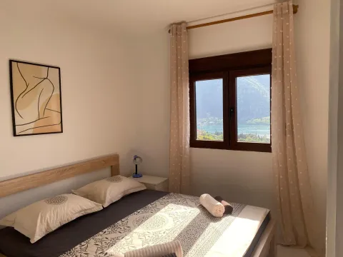 Prodaja, dvosoban stan, 51m², Kotor, Crna Gora - image 8