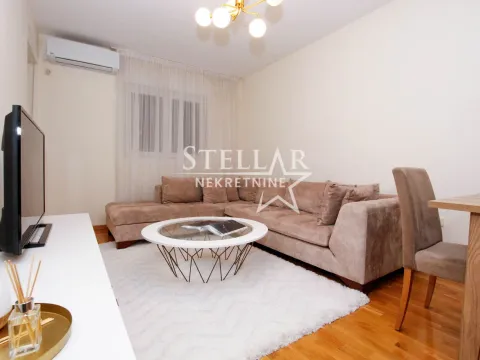 Rent, apartment, 43m², Centar, Podgorica - image 1