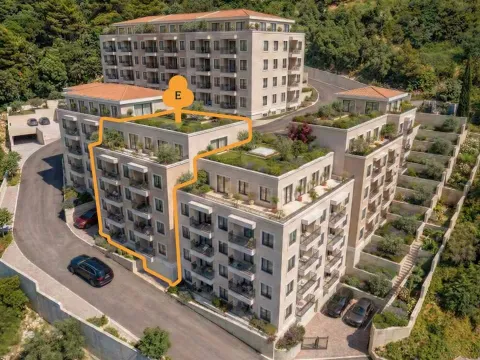Prodaja, dvosoban stan, 74m², Centar, Budva - image 5