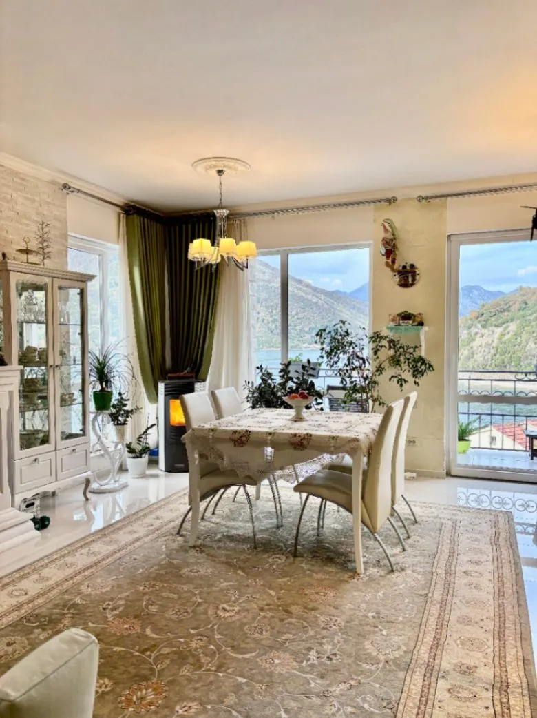 Prodaja, kuća, 86m², Lepetani, Tivat