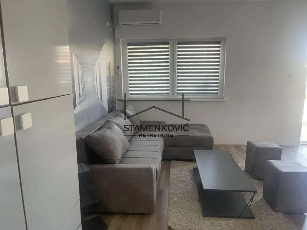 Prodaja, stan, 26m², Lipov gaj, Novi Sad Sve Podlokacije
