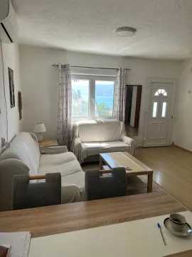 Rent, three bedroom apartment, 50m², Marići, Tivat - image 3