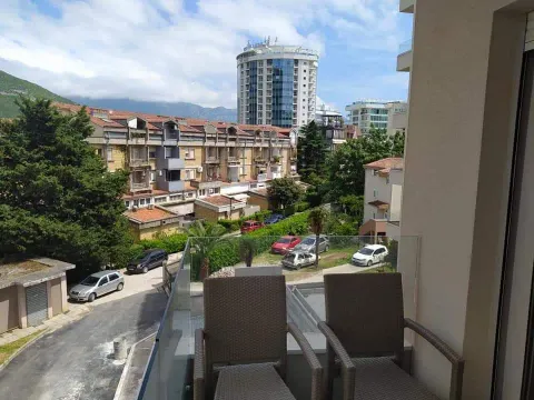 Rent, two bedroom apartment, 45m², Centar, Budva - image 8