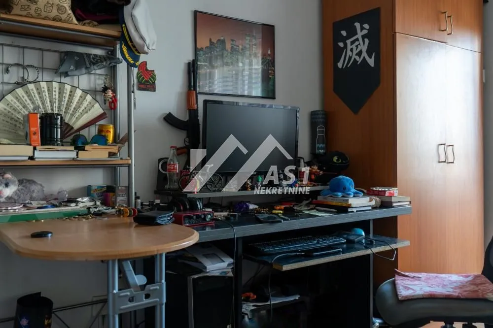 Izdavanje, stan, 25m², Grbavica, Novi Sad Sve Podlokacije