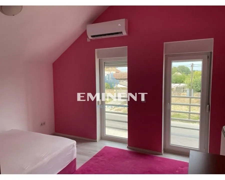 Prodaja, kuća, 342m², Stari Banovci, Stara Pazova