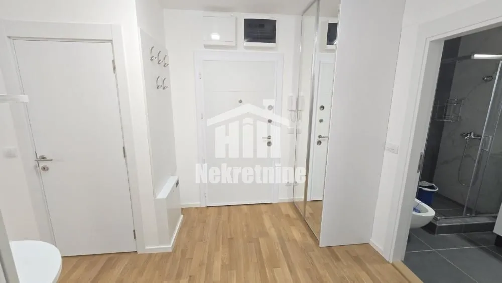 Prodaja, trosoban stan, 67m², Višnjička Banja, Palilula Sve Podlokacije
