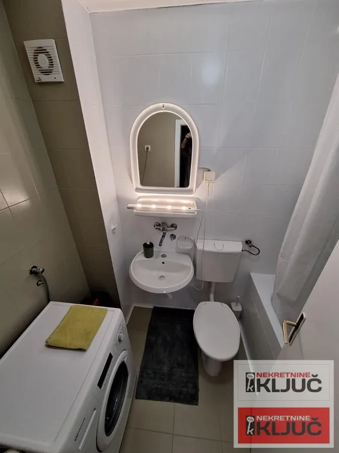 Izdavanje, dvosoban stan, 58m², Kej, Novi Sad Sve Podlokacije