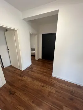 Izdavanje, dvosoban stan, 75m², Polje, Bar - image 11