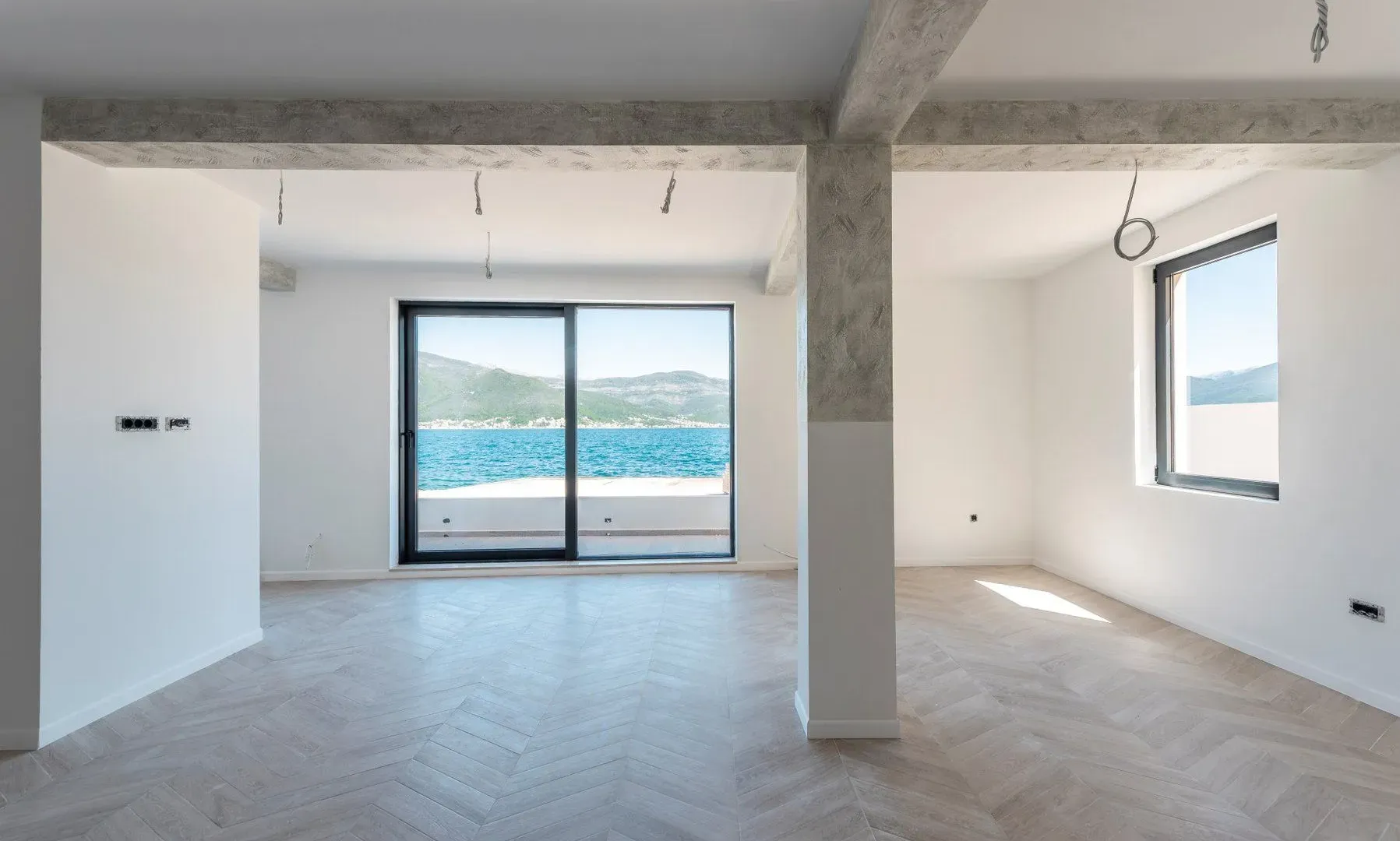 Prodaja, kuća, 225m², Bratešići, Kotor