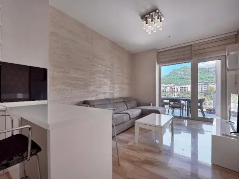 Izdavanje, jednosoban stan, 63m², Budva, Crna Gora - image 9