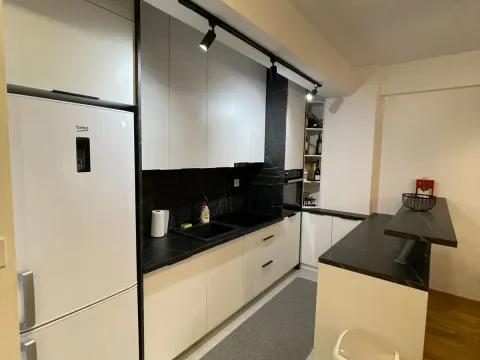 Izdavanje, dvosoban stan, 75m², Zabjelo, Podgorica - image 15