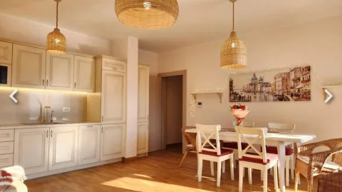 Rent, two bedroom apartment, 65m², Centar, Budva - image 2