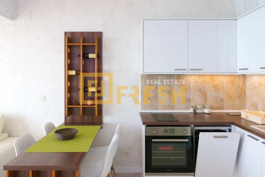 Rent, studio apartment, 29m², Budva, Crna Gora