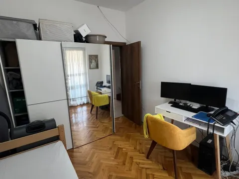 Prodaja, dvosoban stan, 72m², Stari Aerodrom, Podgorica - image 4