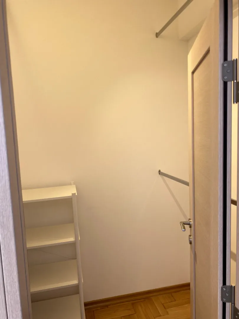 Izdavanje, jednosoban stan, 45m², Centar, Tivat