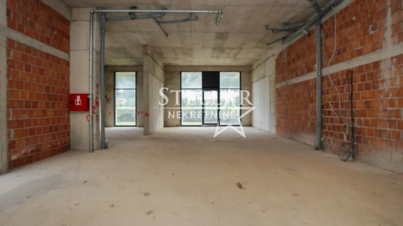 Rent, office space, 126m², Ljubović, Podgorica
