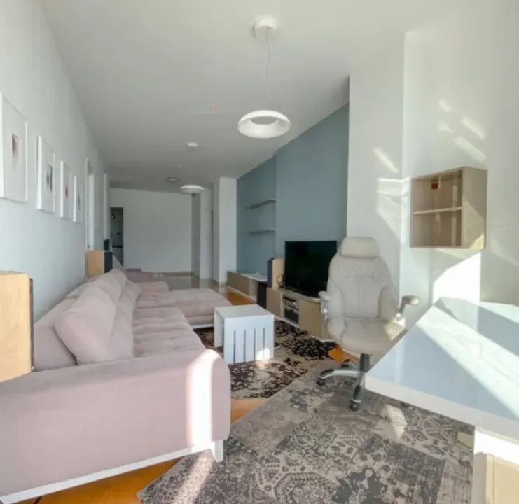 Sale, two bedroom apartment, 77m², Tree cane, Budva