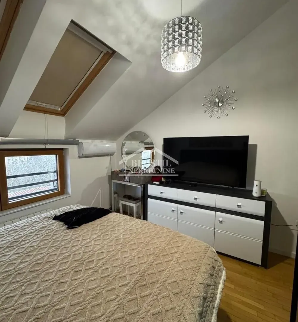 Prodaja, trosoban stan, 66m², Zemun Sve Podlokacije, Beograd