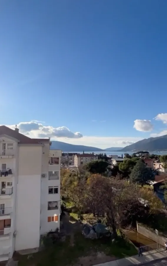Prodaja, dvosoban stan, 64m², Tivat, Crna Gora