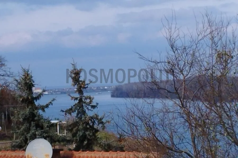 Prodaja, kuća, 290m², Novi Banovci, Stara Pazova